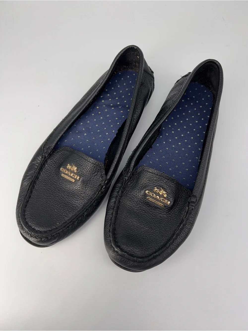 Coach women’s Black Leather Loafers with Gold Logo size 7